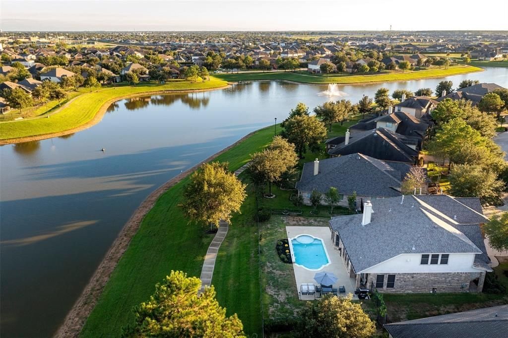 Real estate property located at 8426 Triston Hill Court, Harris, Pine Crk/Canyon Lakes West, Cypress, TX, US