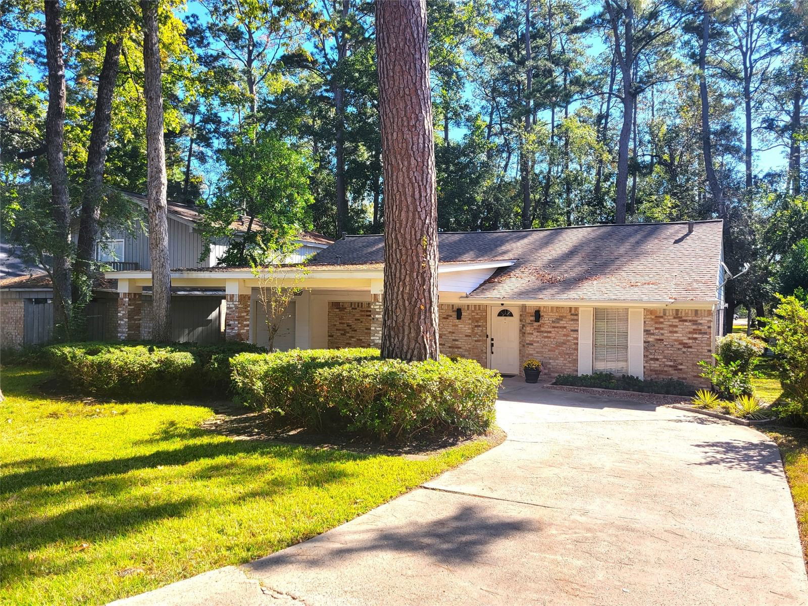 Real estate property located at 638 Durham, Montgomery, River Plantation Village, Conroe, TX, US