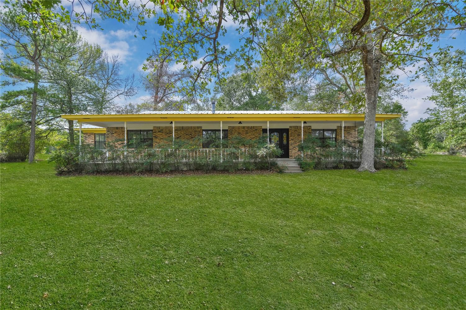 Real estate property located at 734 Hawkins, Polk, Livingston, TX, US