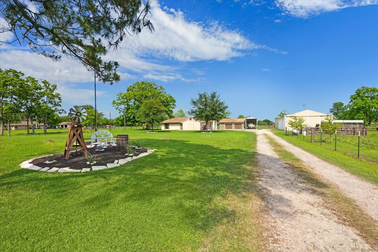 Real estate property located at 7515 Avenue E 1/2, Galveston, Alta Loma Outlots, Santa Fe, TX, US