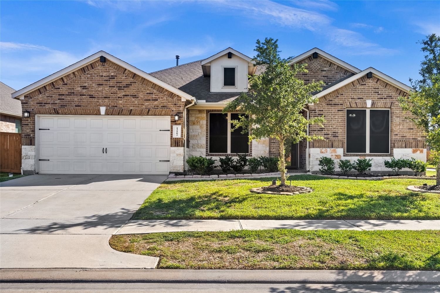 Real estate property located at 12102 Talmadge Reach, Harris, Humble, TX, US