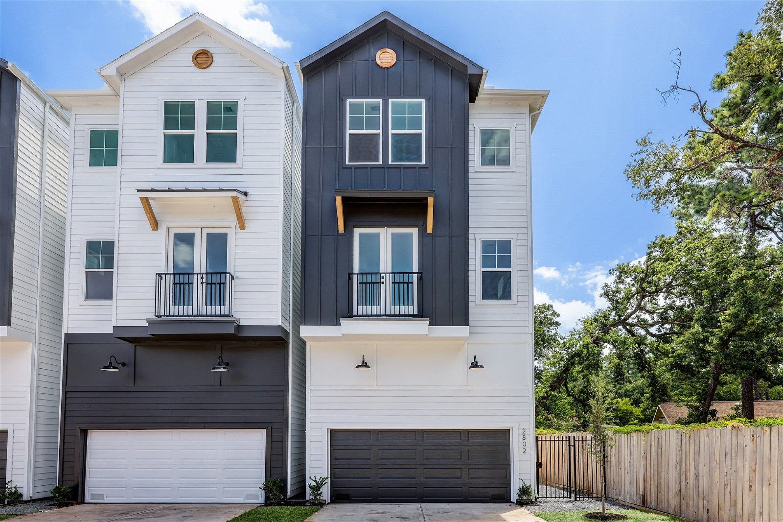 Real estate property located at 2802 Versailles Oak, Harris, Houston, TX, US