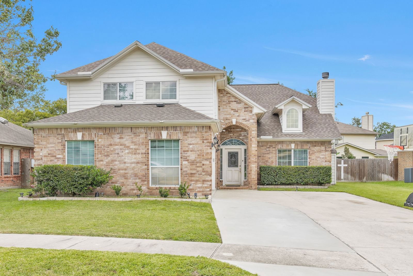Real estate property located at 607 GAMEWOOD, Montgomery, Oakridge Forest, Spring, TX, US
