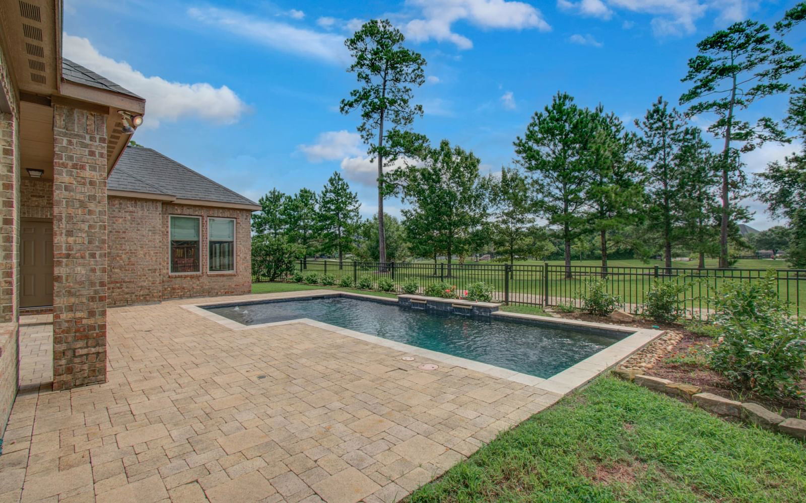 Real estate property located at 17163 Knoll Dale, Montgomery, Harpers Preserve, Conroe, TX, US