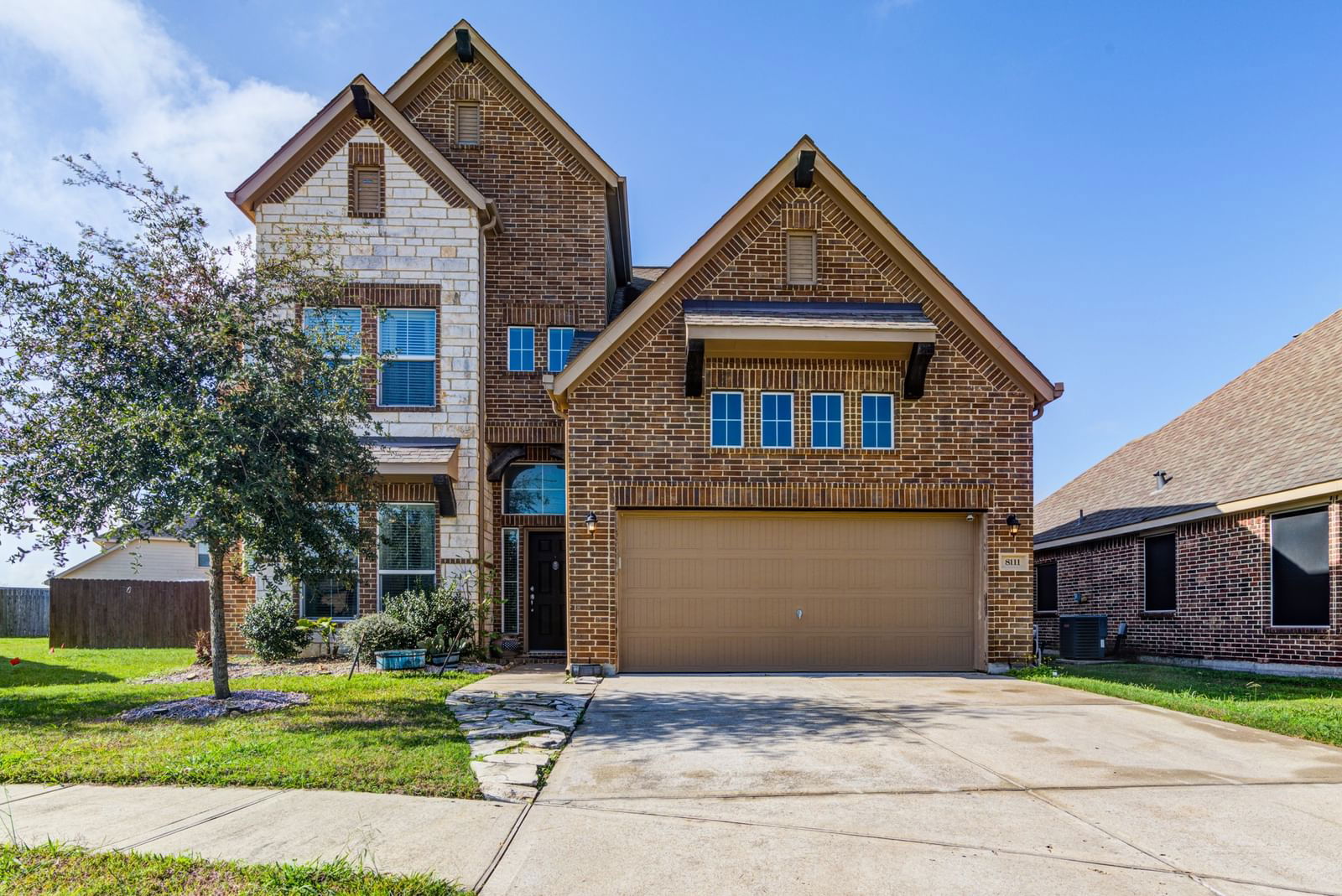 Real estate property located at 8111 Bayfield, Chambers, Legends Bay Sec 5, Baytown, TX, US