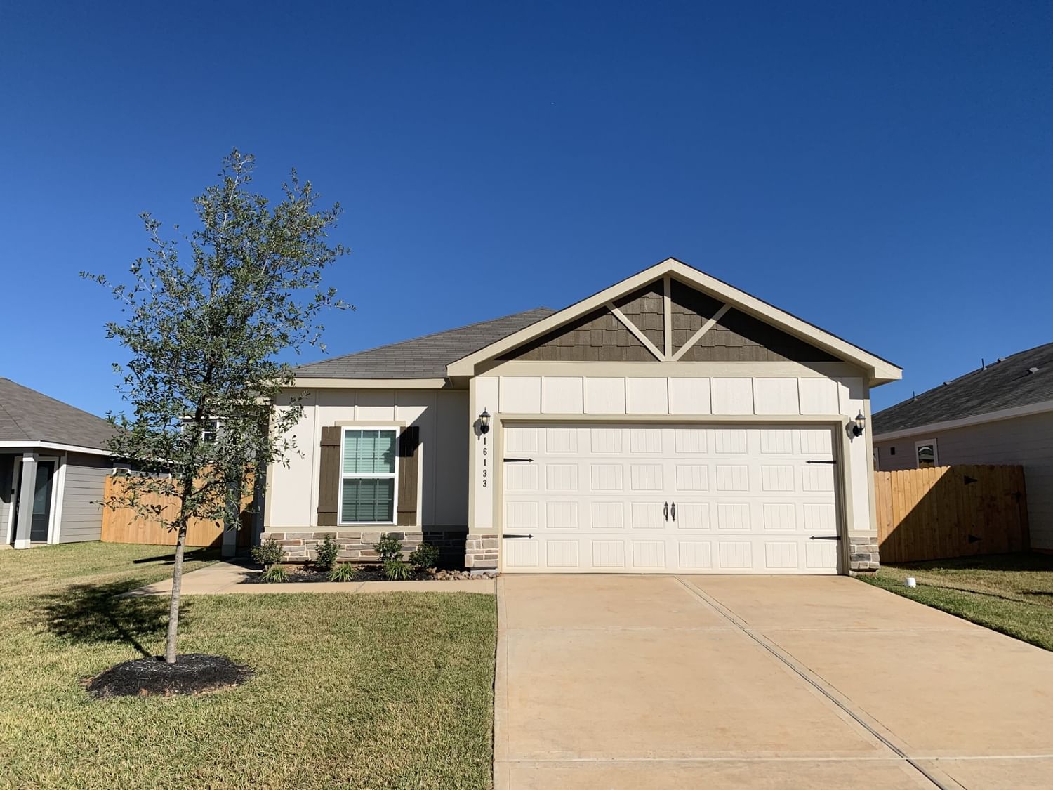 Real estate property located at 16133 Sugar Falls, Montgomery, Sweetwater Ridge, Conroe, TX, US