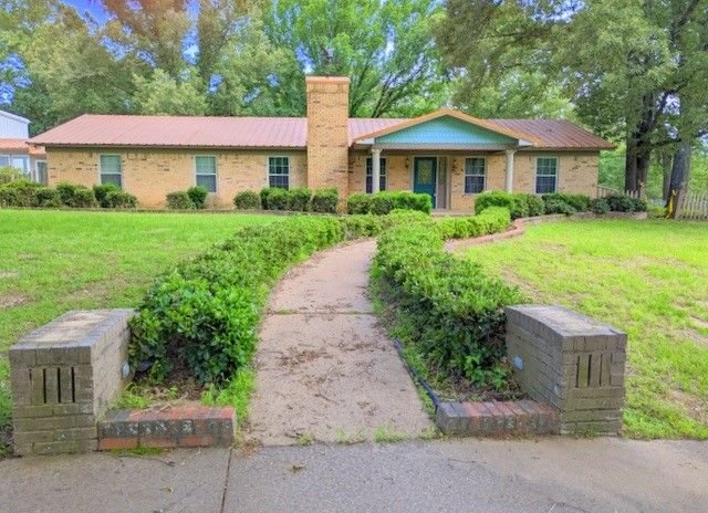 Real estate property located at 14906 County Road 2215, Smith, Tyler, TX, US