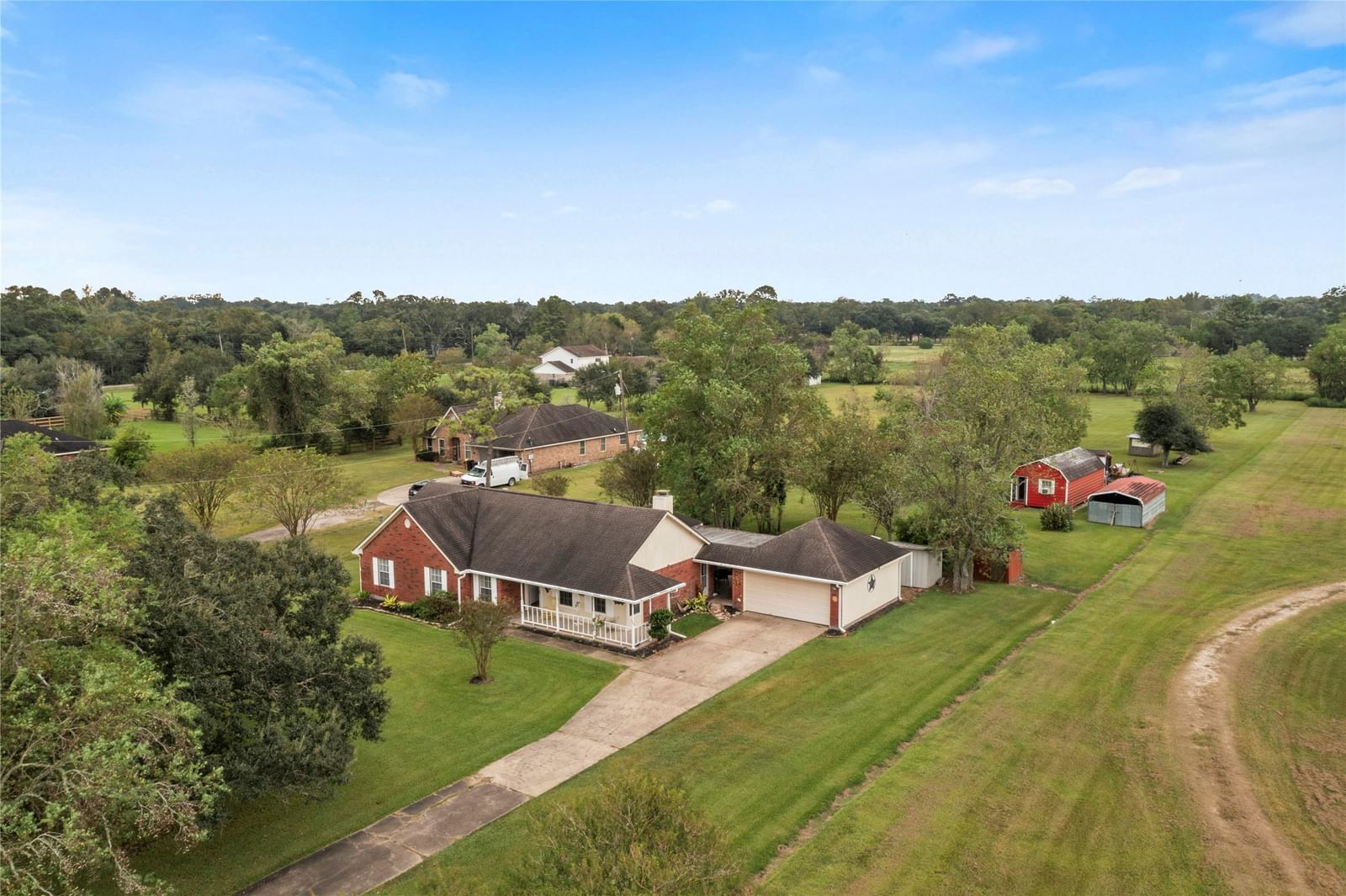 Real estate property located at 2804 County Road 719, Brazoria, H T & B R R, Alvin, TX, US