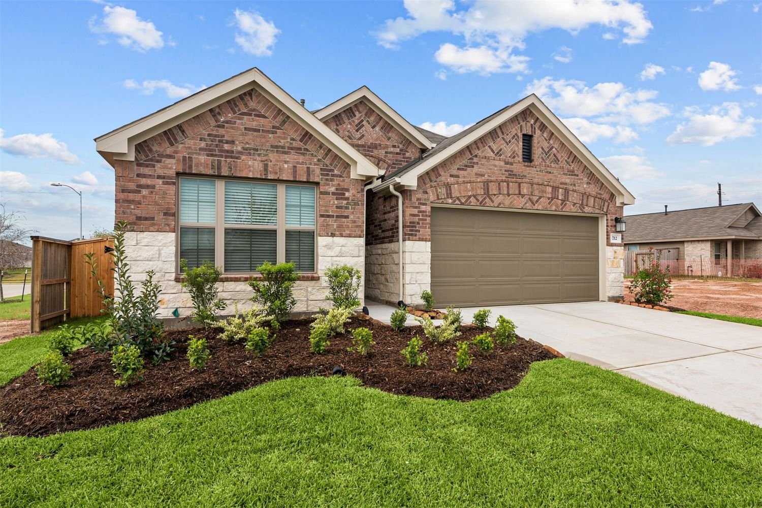 Real estate property located at 712 Larkspur Shadow, Montgomery, Magnolia, TX, US
