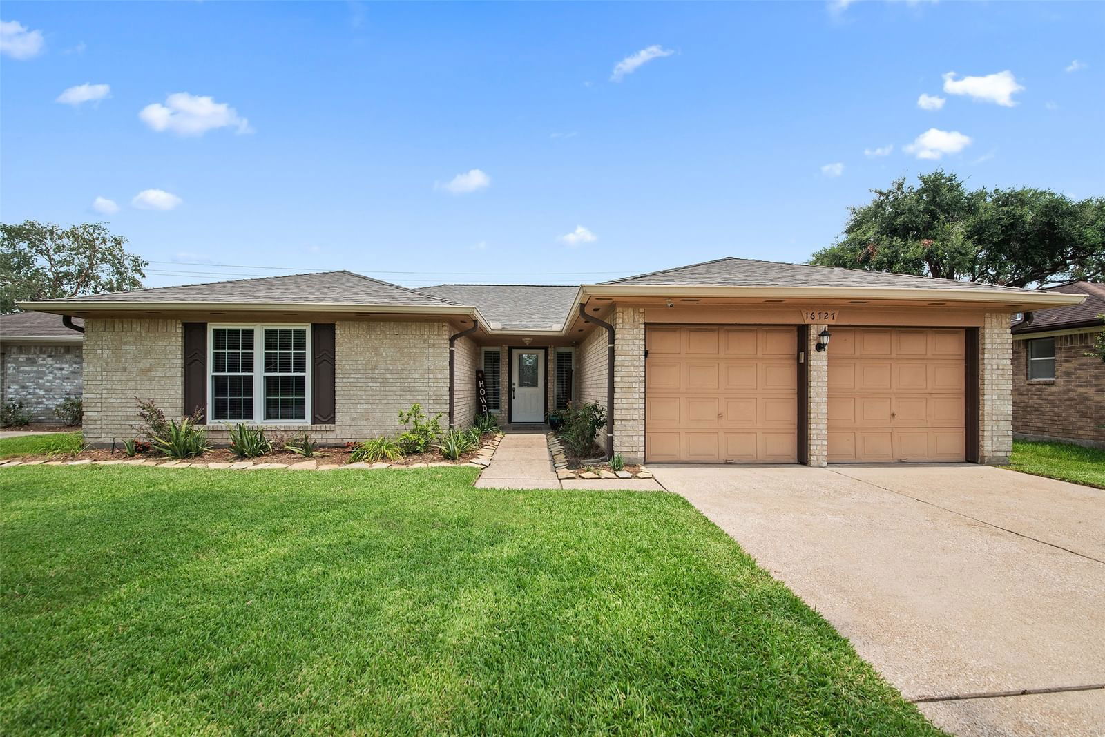 Real estate property located at 16727 Starboard View, Harris, Heritage Park Sec 10, Friendswood, TX, US