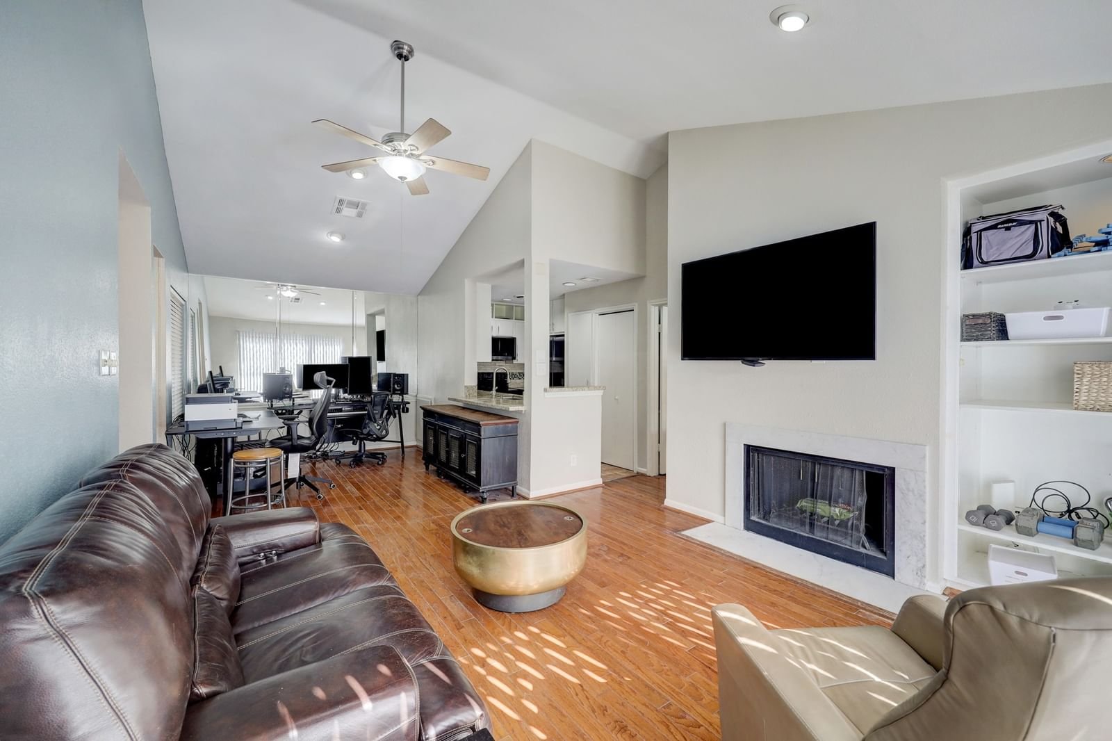 Real estate property located at 2829 Timmons #122, Harris, Park St John Condo, Houston, TX, US