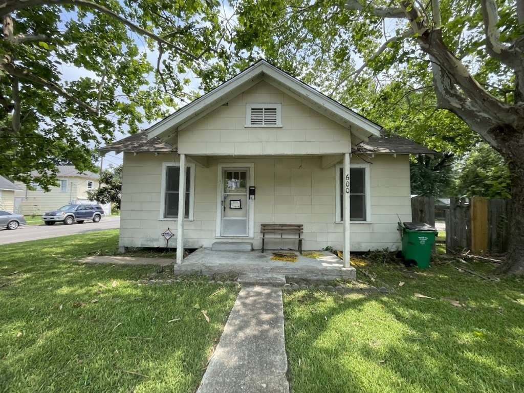 Real estate property located at 600 Fayle, Harris, Wright W P, Baytown, TX, US