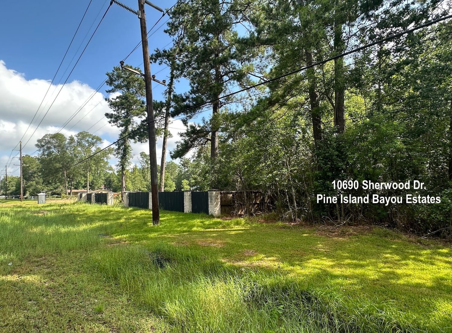 Real estate property located at 10690 Sherwood, Jefferson, Pine Island Bayou Estates, Beaumont, TX, US