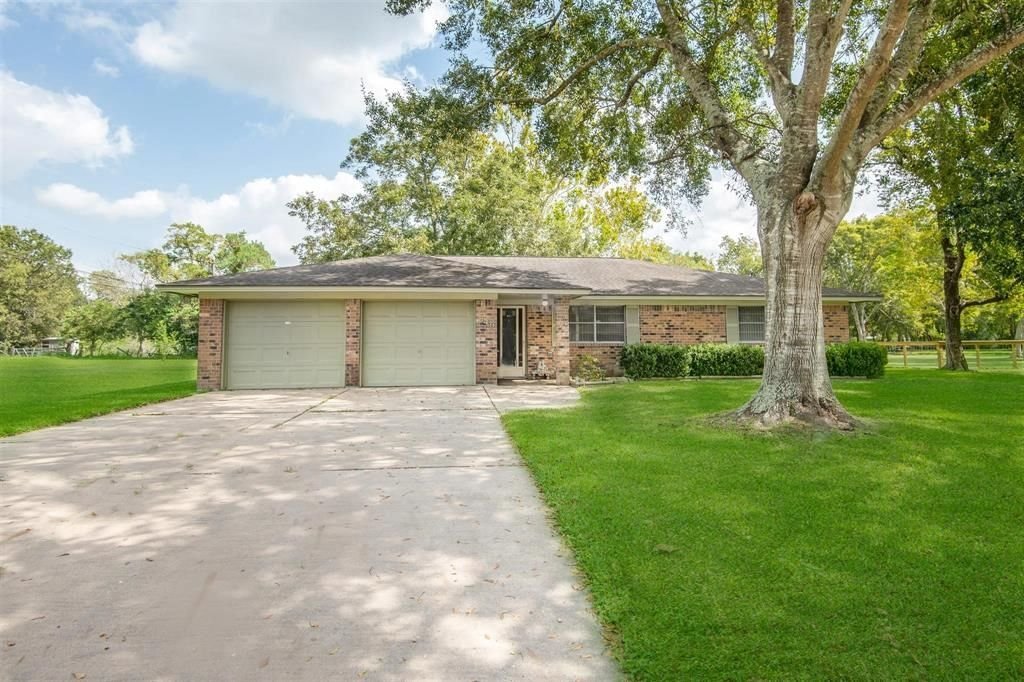Real estate property located at 849 Anderson, Brazoria, I T Tinsley, Angleton, TX, US