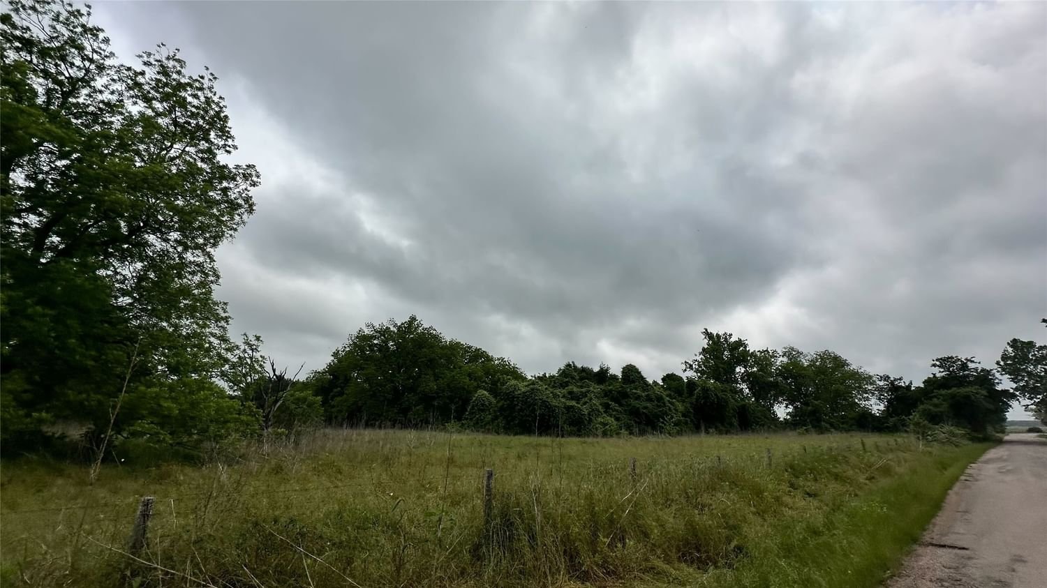 Real estate property located at 320 Bennie, Milam, Sillaven, Gause, TX, US