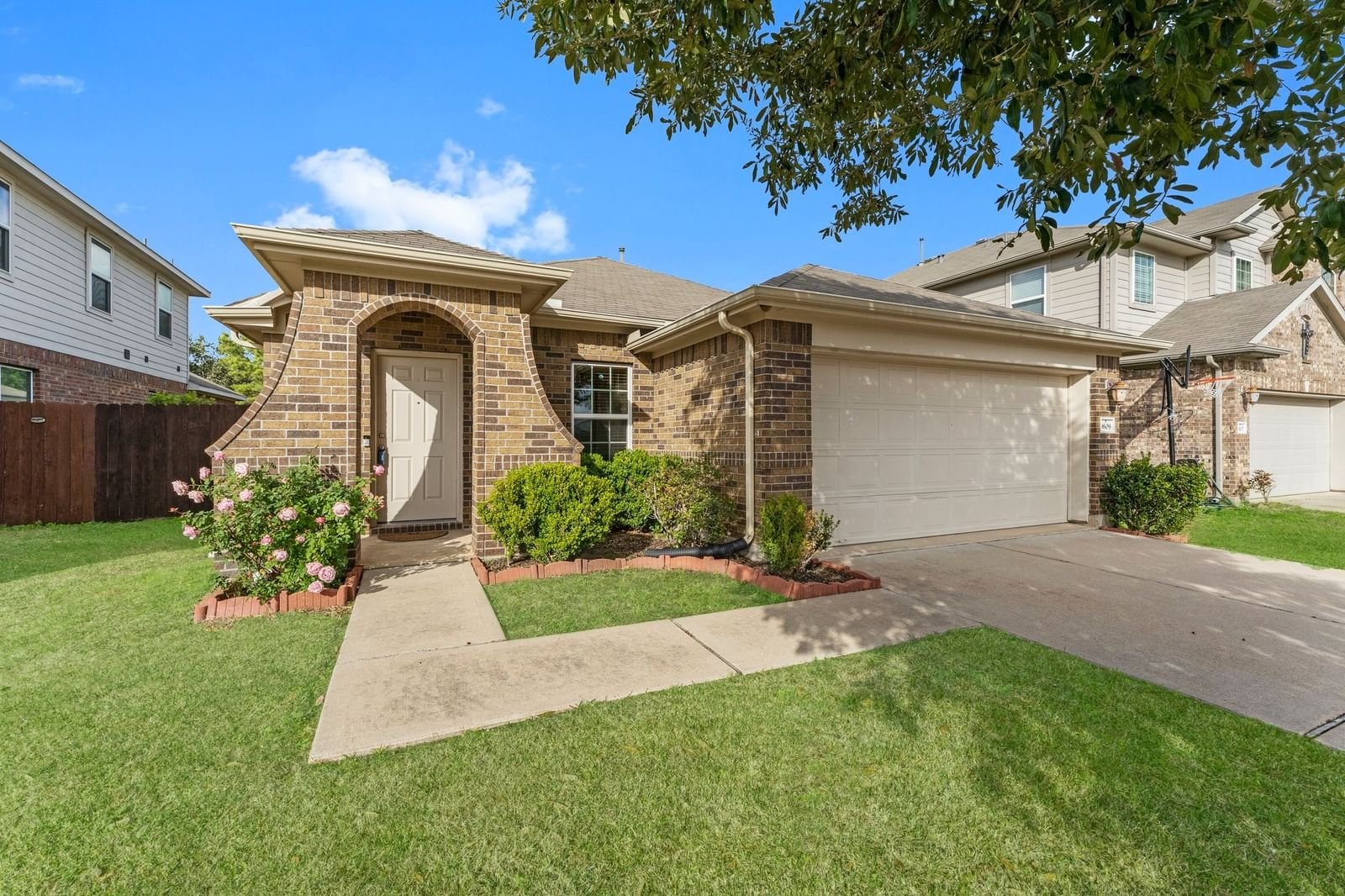 Real estate property located at 9609 Landon Lake, Brazoria, Parkside At Pearland, Pearland, TX, US