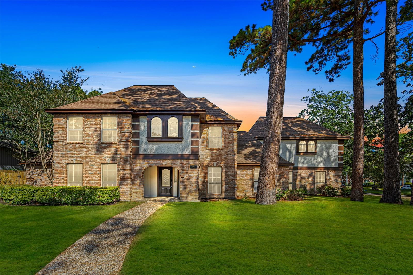 Real estate property located at 5502 Graystone, Harris, Huntwick Forest, Houston, TX, US