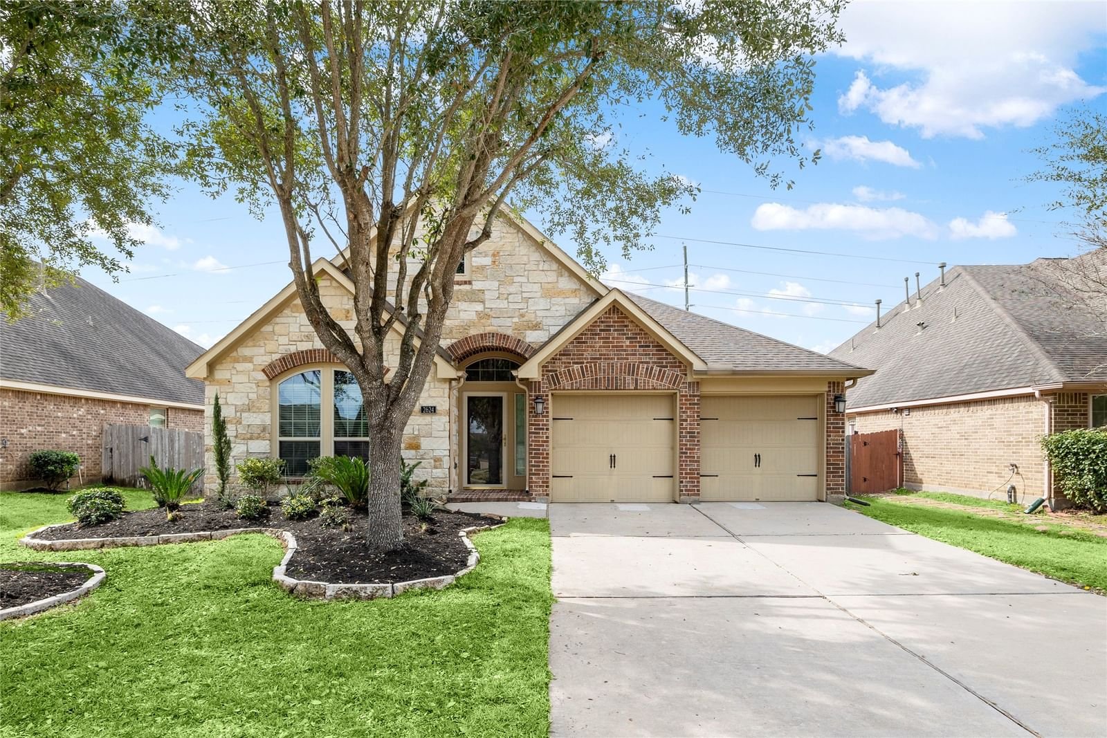 Real estate property located at 2624 Nightsong, Fort Bend, Shadow Creek Ranch Sf-51b, Pearland, TX, US