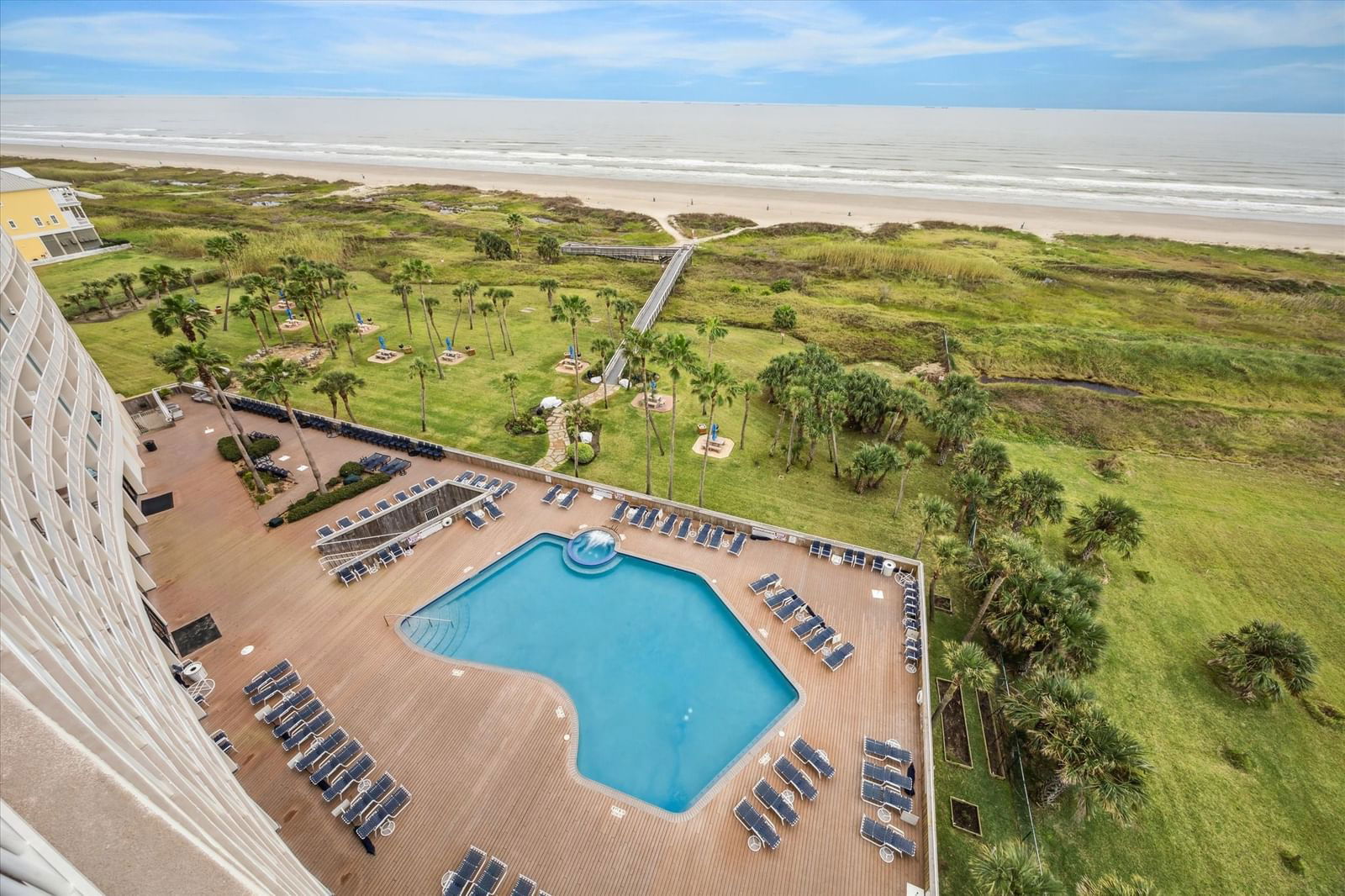 Real estate property located at 1401 Beach #814, Galveston, Galvestonian Condo, Galveston, TX, US