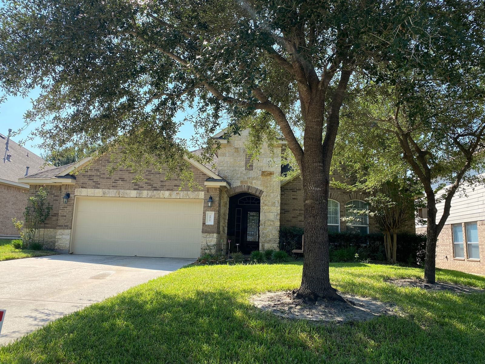 Real estate property located at 1911 Pagemill, Montgomery, Graystone Hills 03, Conroe, TX, US