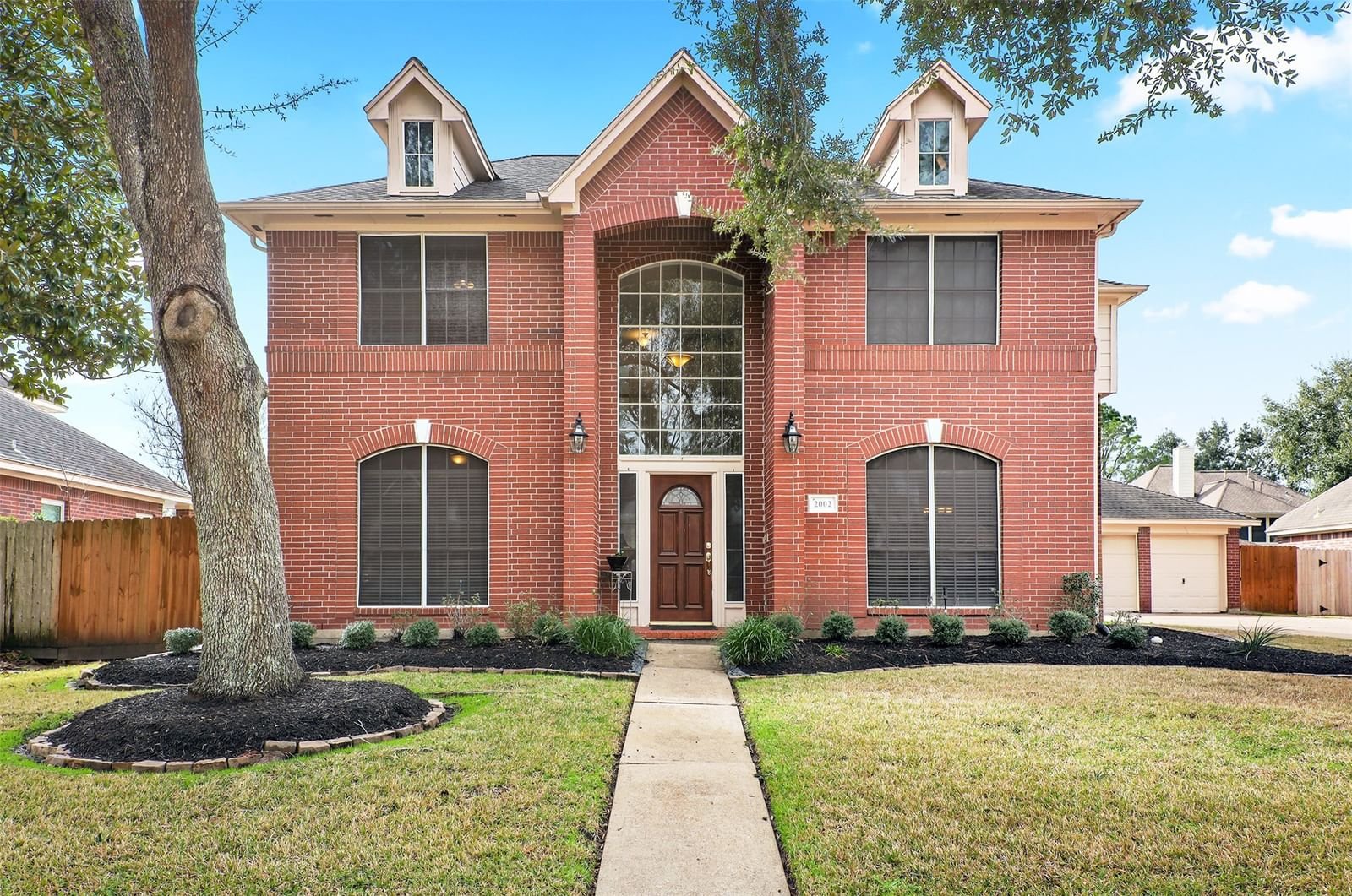 Real estate property located at 2002 Trail, Galveston, Eagle Lakes Sec 5 96, Friendswood, TX, US