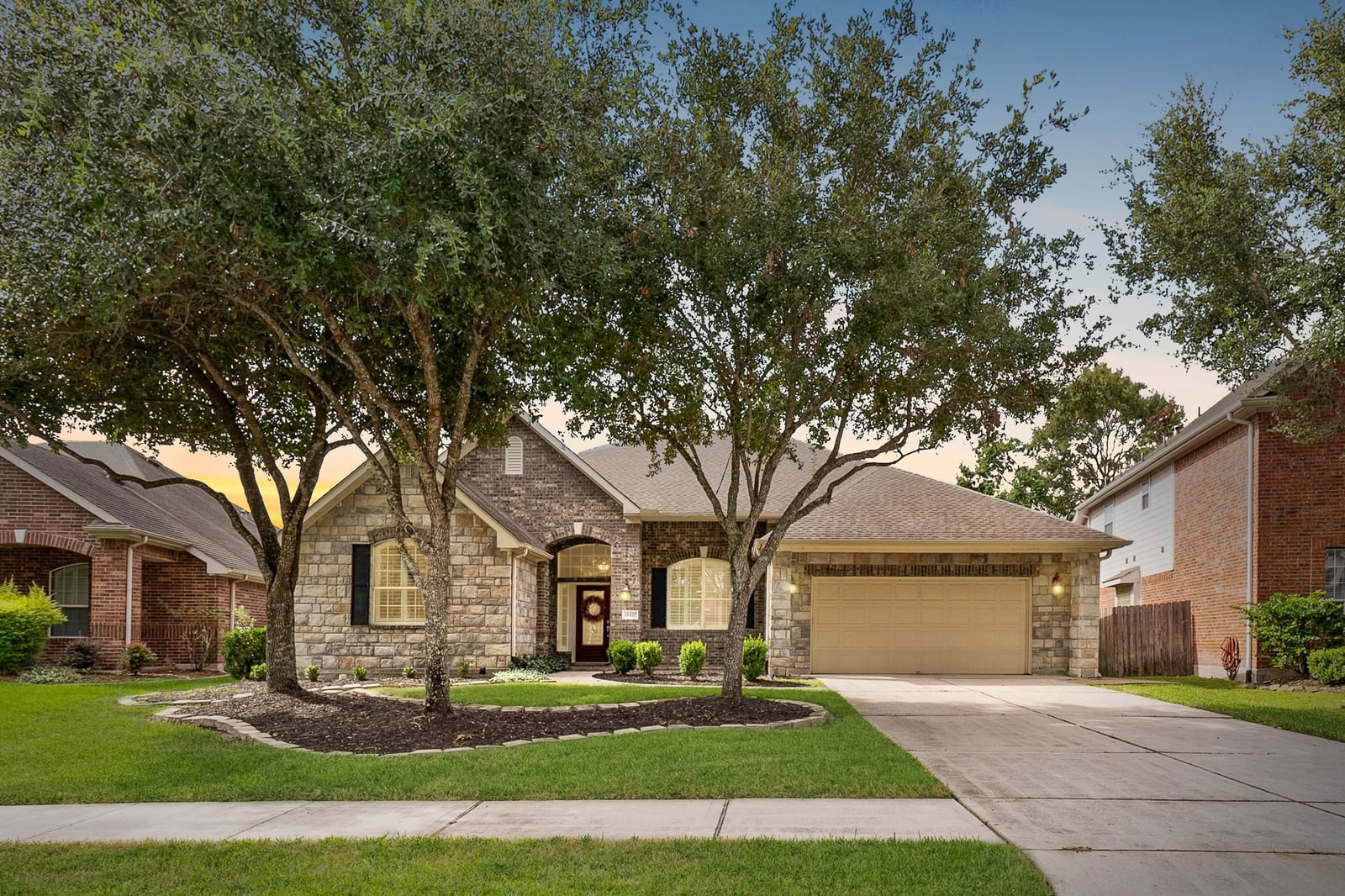 Real estate property located at 14427 Country Haven, Harris, Lake Forest Village, Houston, TX, US