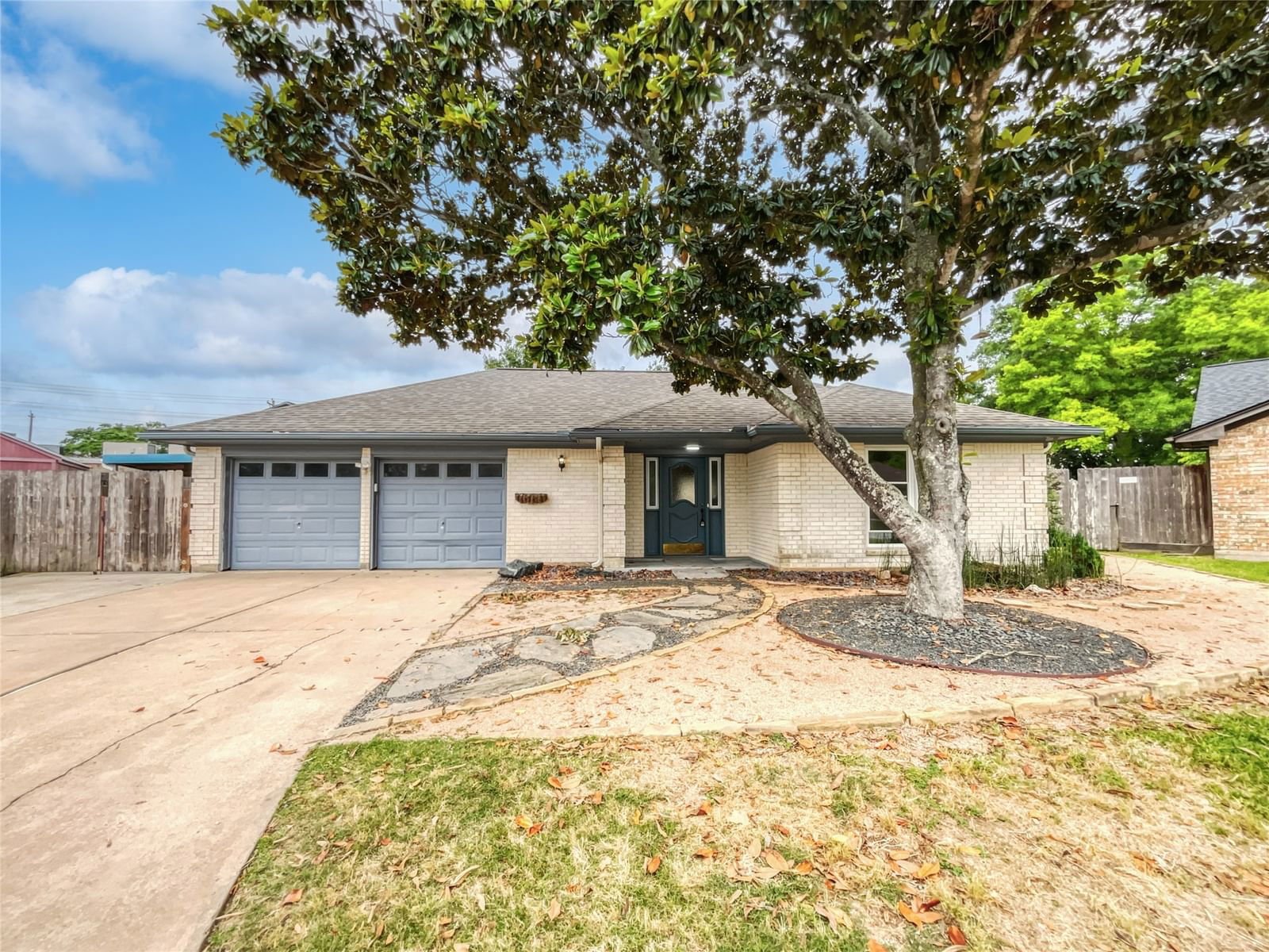 Real estate property located at 2109 Roland Rue, Brazoria, Vie Villa 1 Pearland, Pearland, TX, US