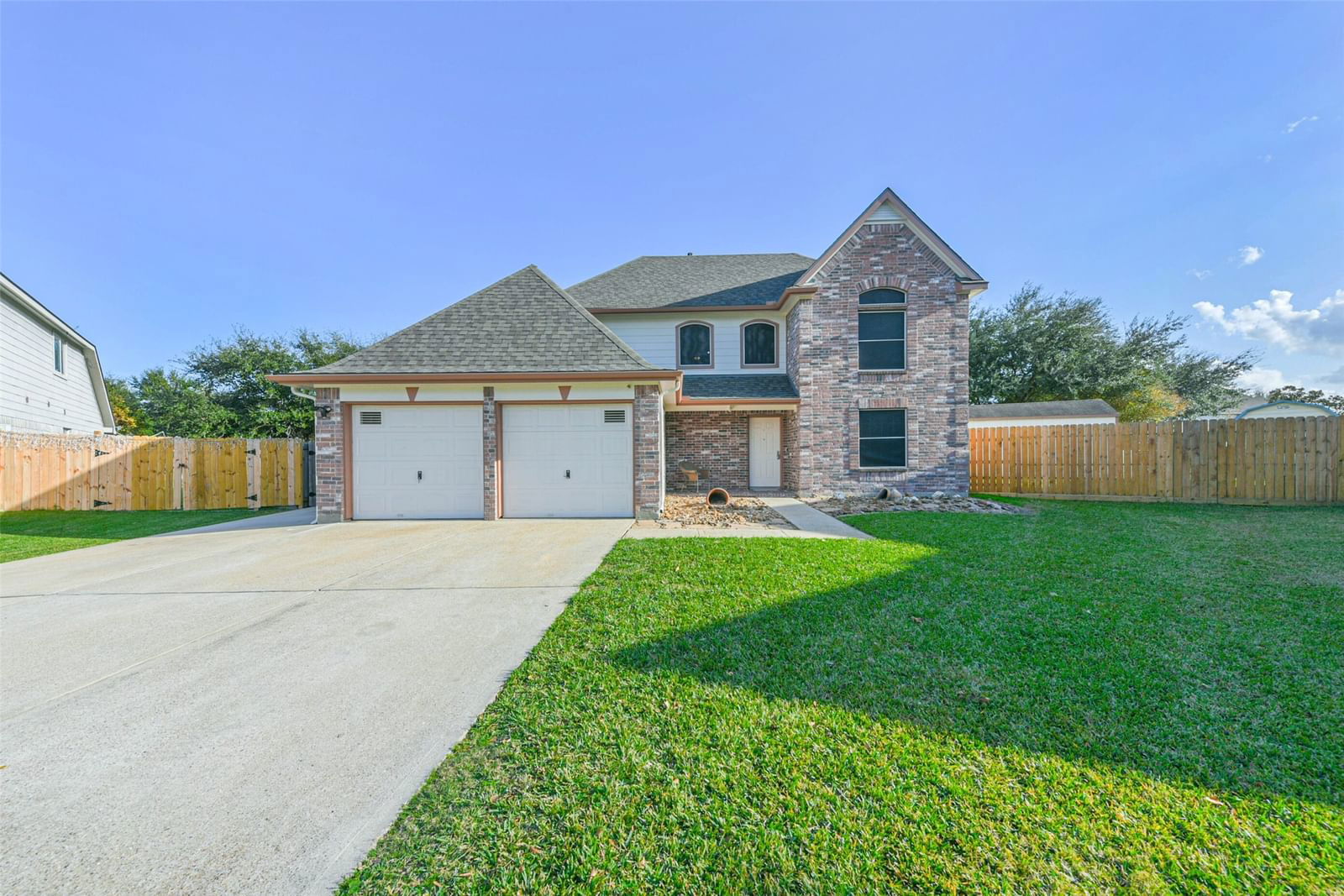 Real estate property located at 2222 Camdon, Harris, Sabine Ph 02, Deer Park, TX, US