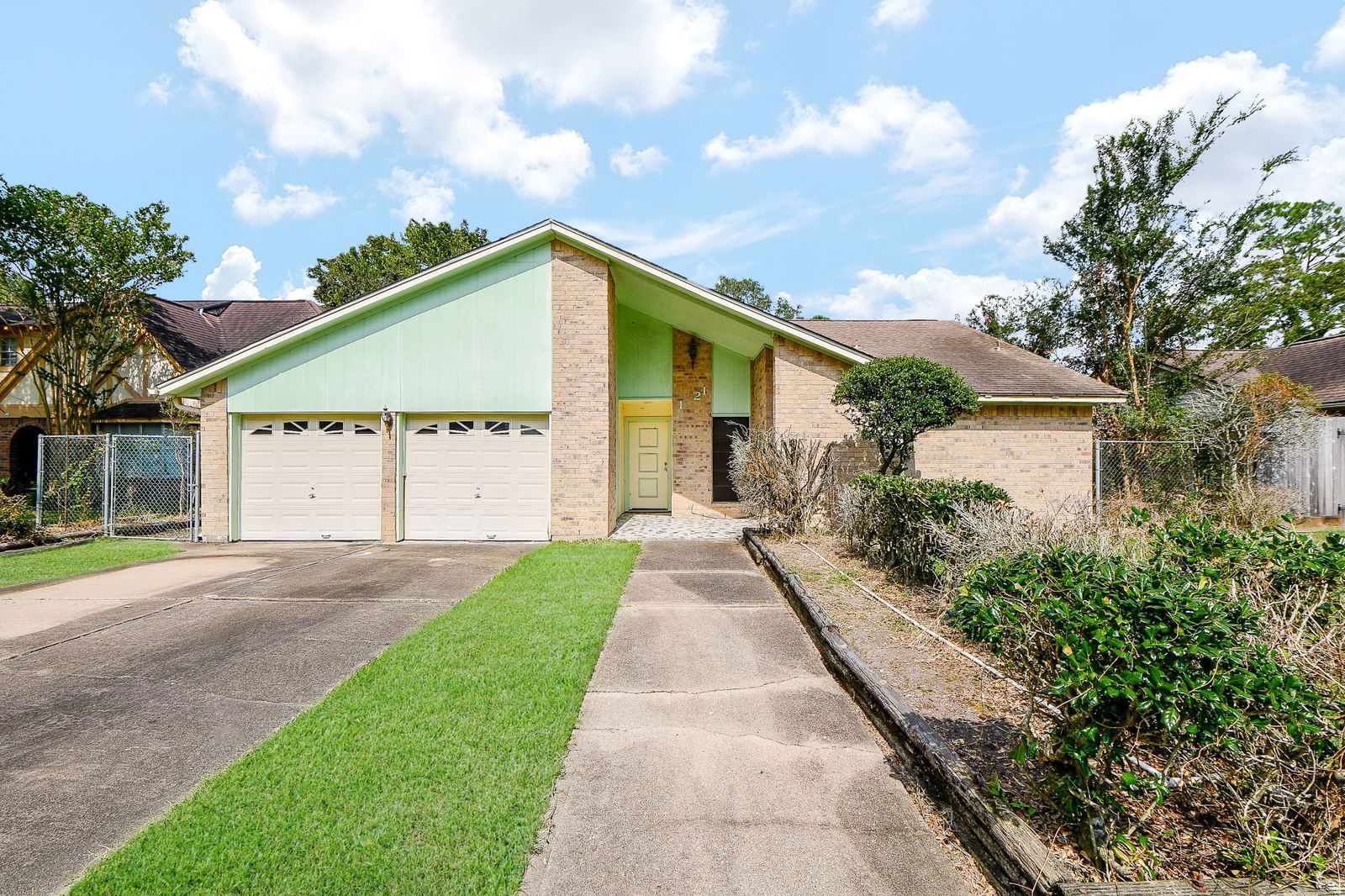 Real estate property located at 1921 Cripple Creek, Brazoria, Woodcreek Sec 1-2-2a-3-4 Pear, Pearland, TX, US