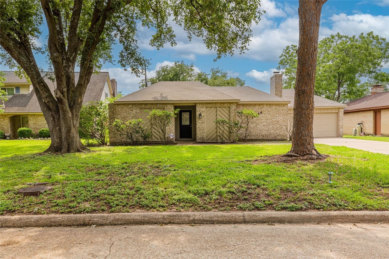 Real estate property located at 12115 Misty Moss, Harris, Woodedge Village Sec 02, Houston, TX, US