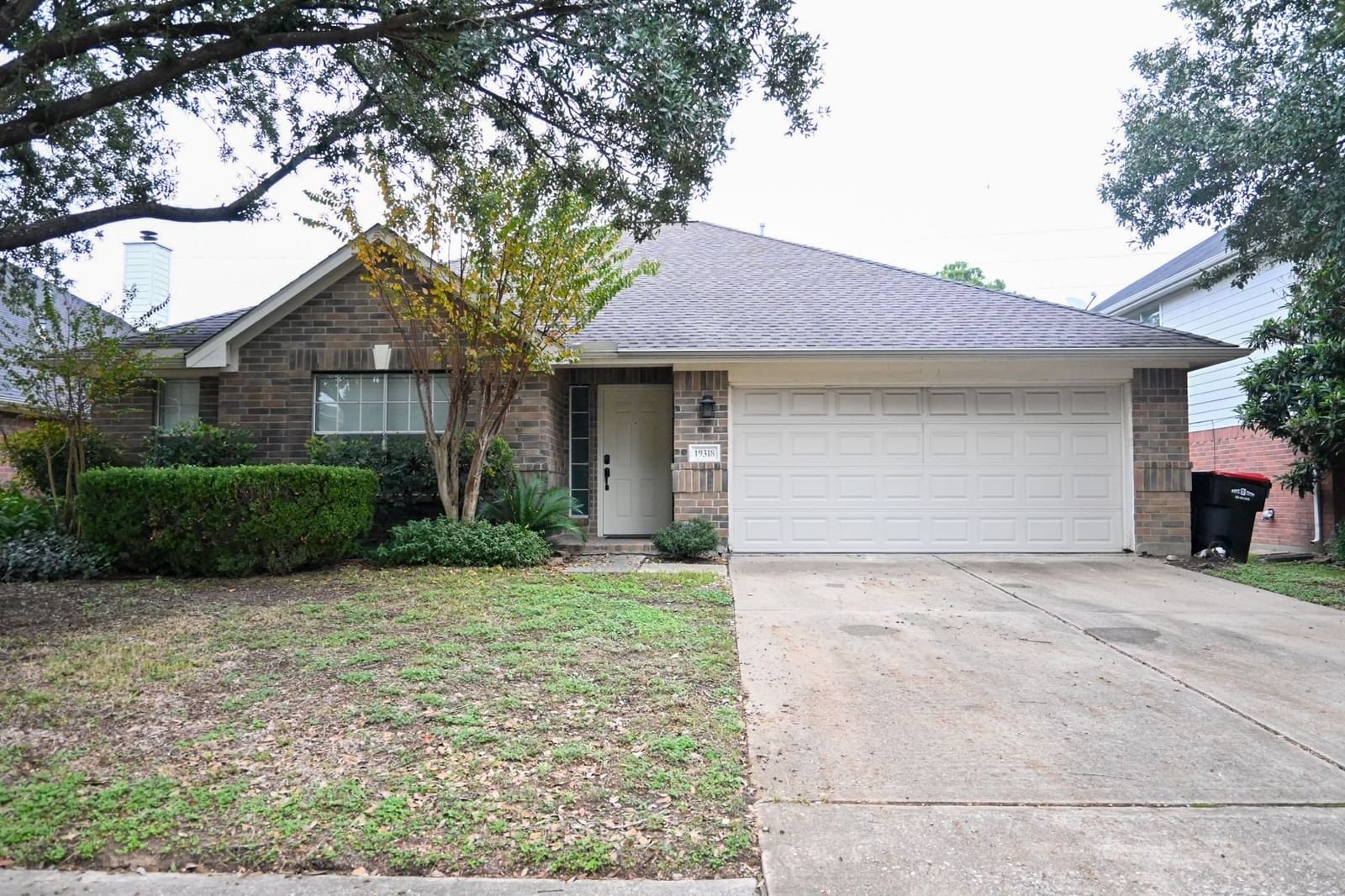 Real estate property located at 19318 Piper Pointe, Harris, Pinecrest Forest Sec 02, Tomball, TX, US