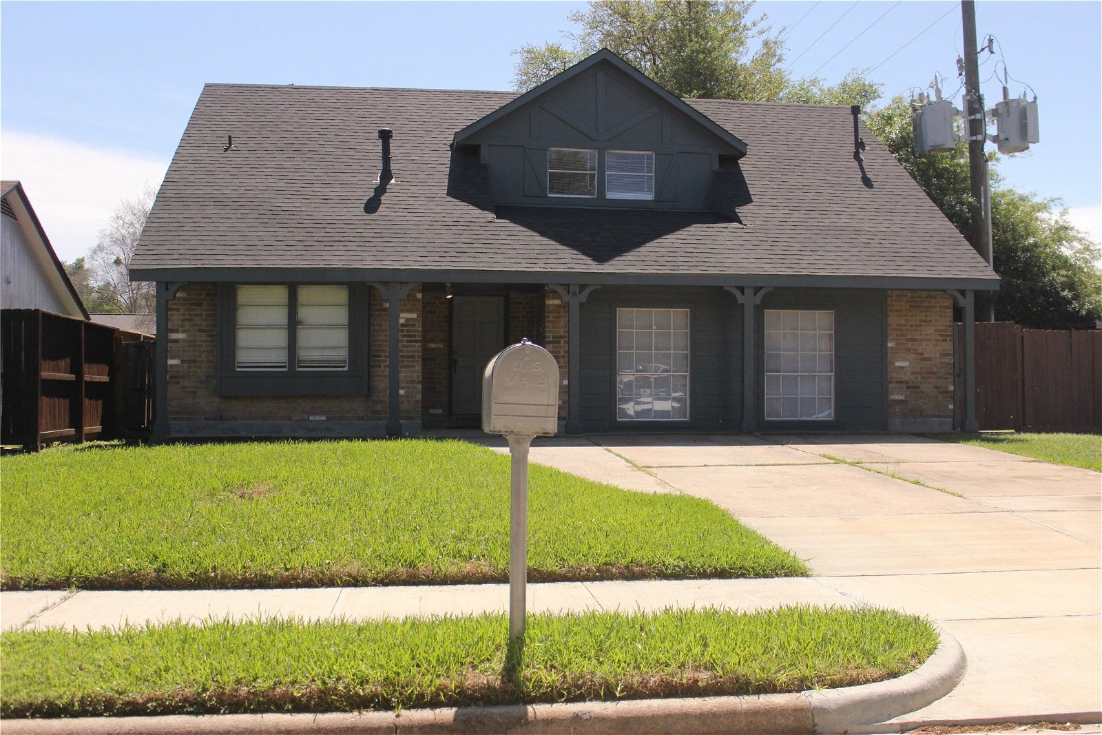 Real estate property located at 2535 Woodsdale, Harris, Houston, TX, US