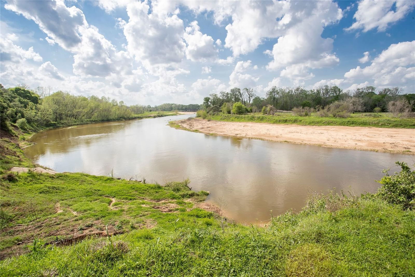 Real estate property located at 108 CR 475, Wharton, Colorado River, Wharton, TX, US