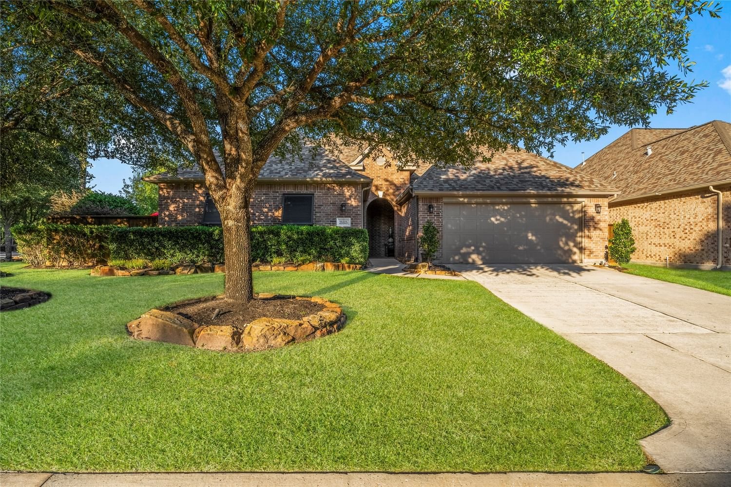 Real estate property located at 25505 Vinechase, Montgomery, Oakhurst Enclave At Oakhurst 02, Porter, TX, US