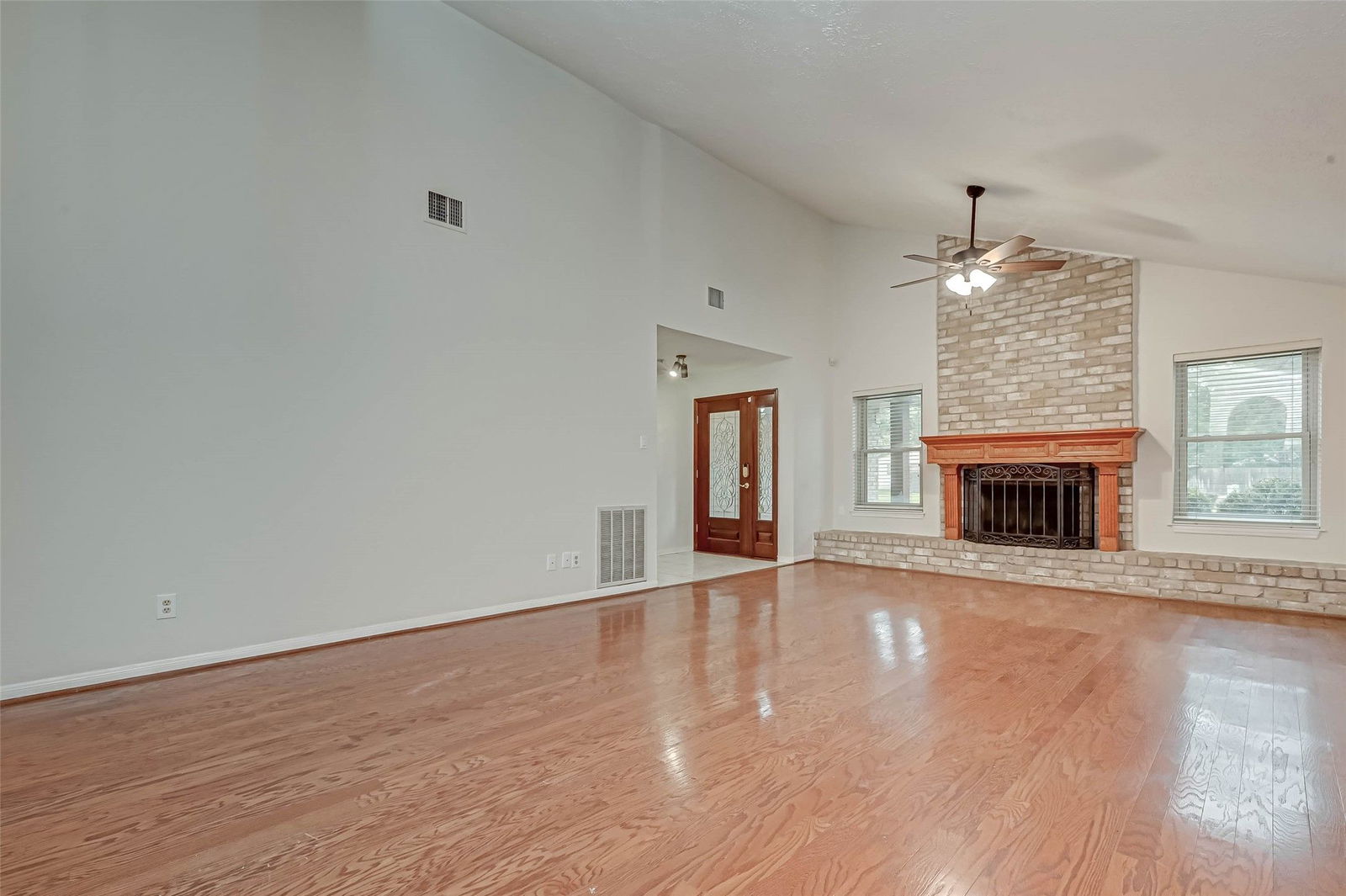 Real estate property located at 20202 Foxwood Forest, Harris, Humble, TX, US