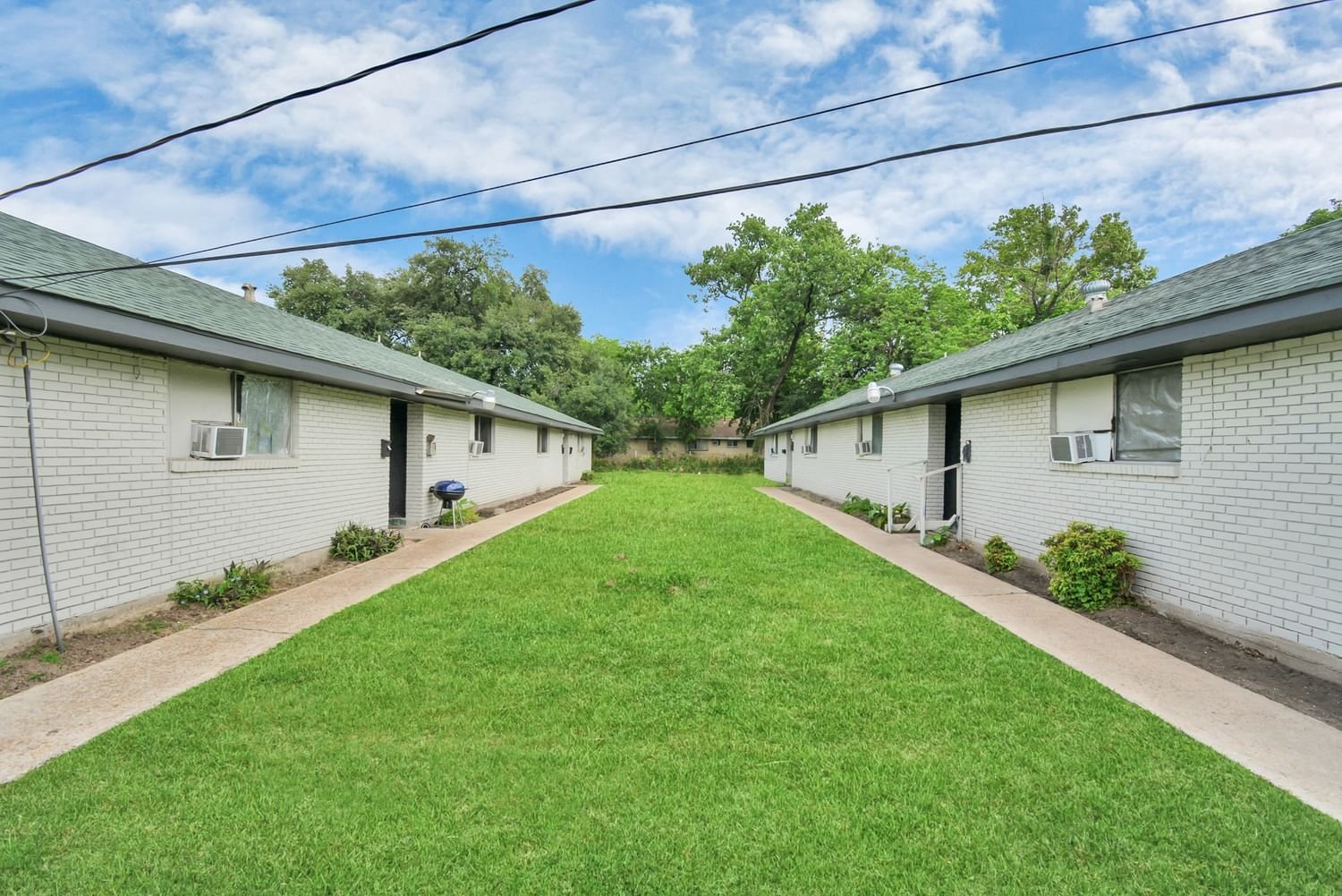 Real estate property located at 5405 Suez #4, Harris, Englewood, Houston, TX, US