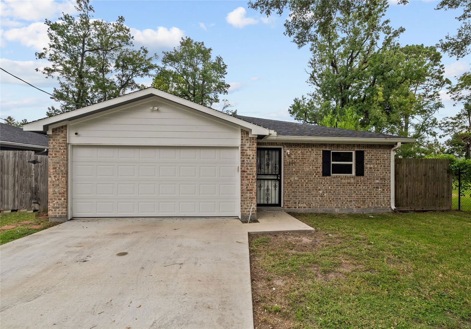 Real estate property located at 8149 Laura Koppe, Harris, Clairmont Place, Houston, TX, US