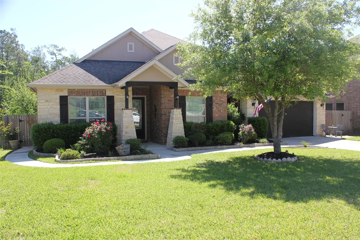 Real estate property located at 2021 Brookmont, Montgomery, Stewarts Forest 09, Conroe, TX, US