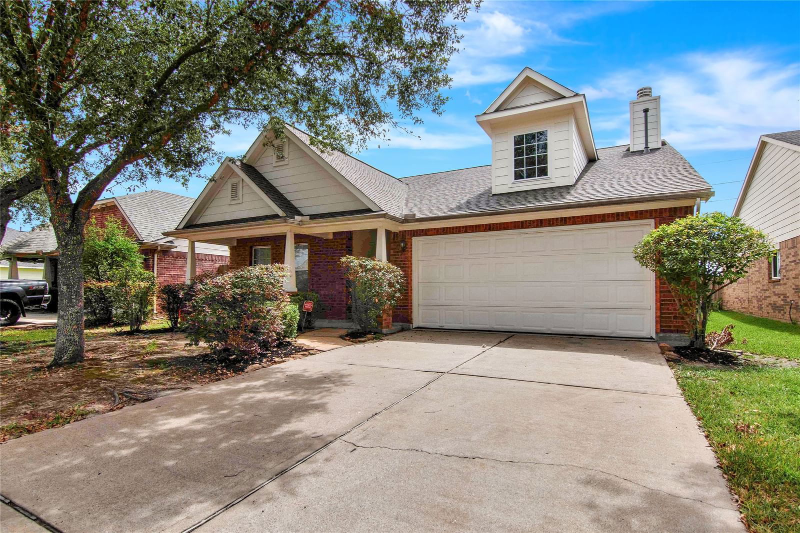 Real estate property located at 11711 Forest Wind, Harris, Champions Xing Sec 01, Houston, TX, US