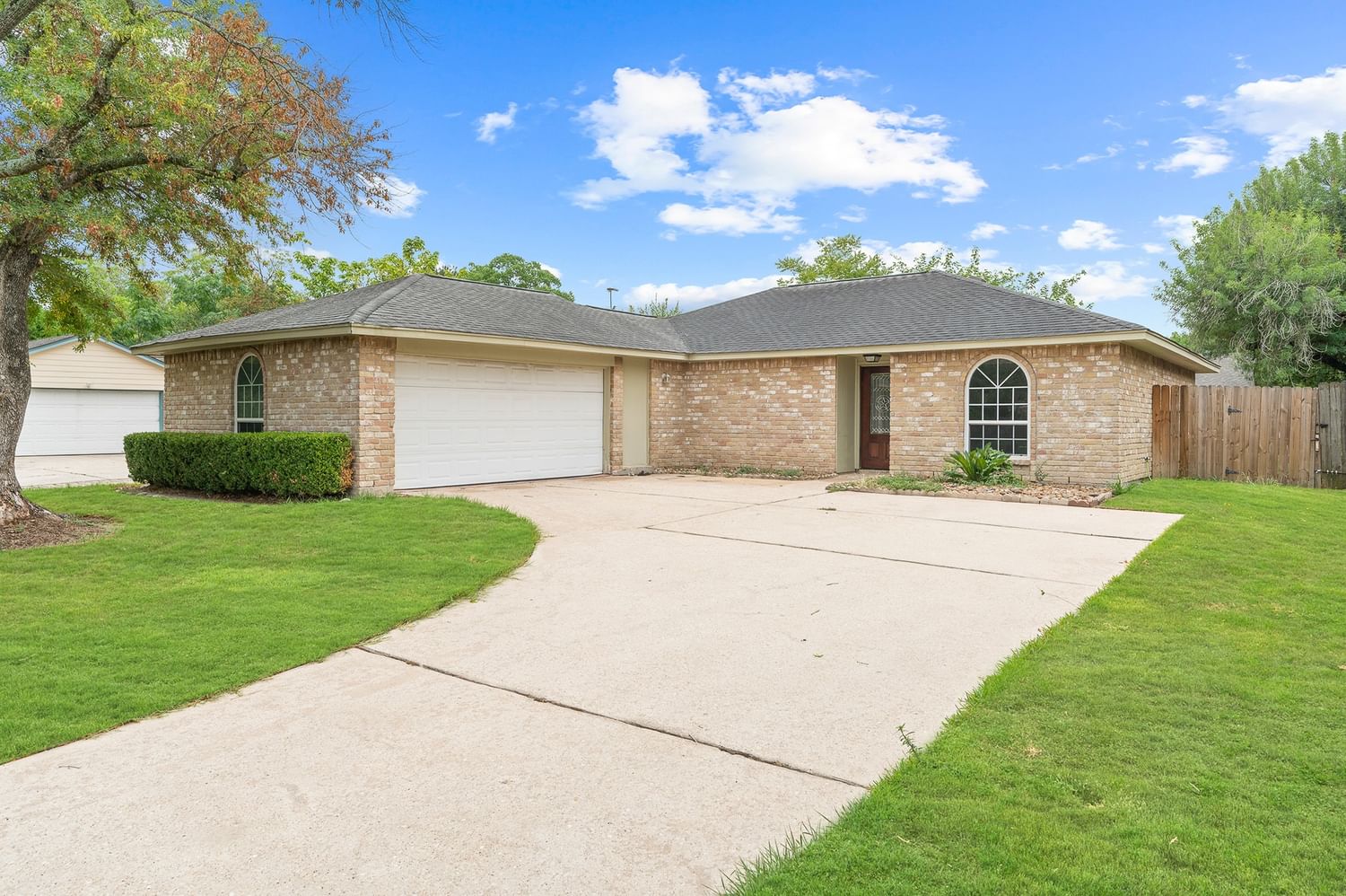 Real estate property located at 14211 Jaquine, Harris, Bonaire Sec 05, Cypress, TX, US