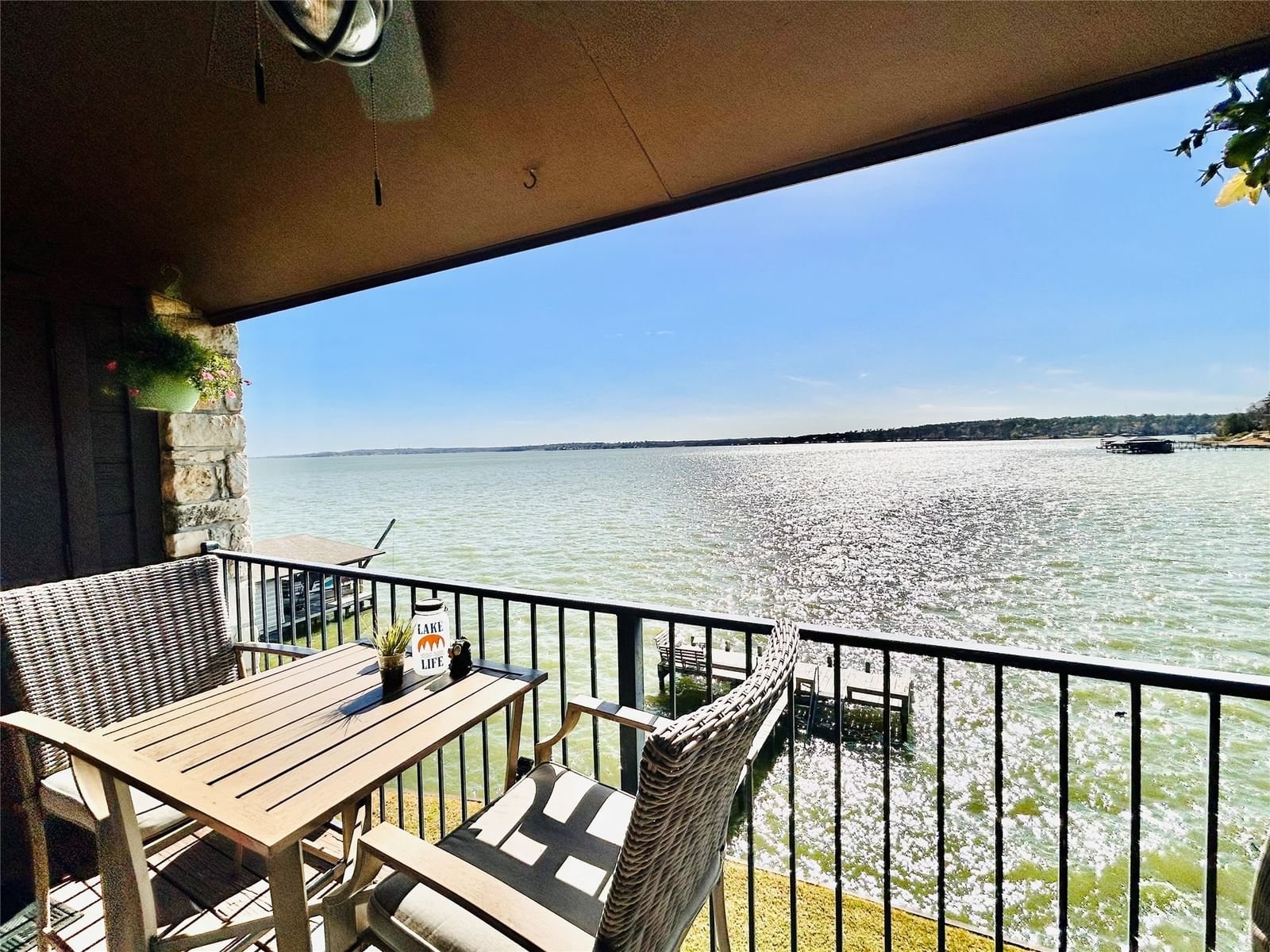 Real estate property located at 260 Walnut Point Dr #304-B, San Jacinto, Cape Royale Harbour Point Condo, Coldspring, TX, US