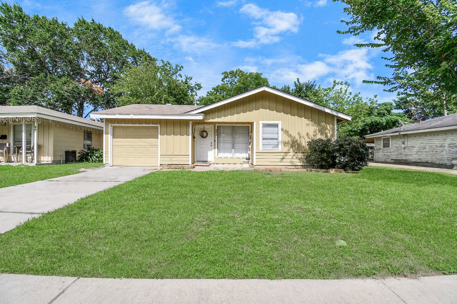 Real estate property located at 603 Brown, Harris, Red Bluff Terrace Sec 06 R/P, Pasadena, TX, US