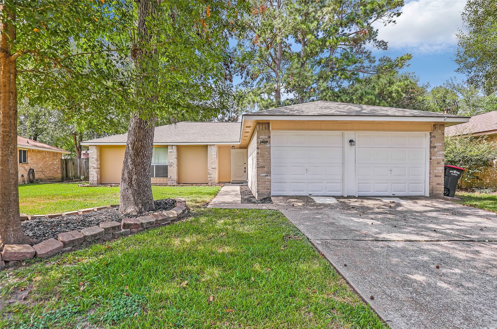 Real estate property located at 24019 Spring Day, Harris, North Spring, Spring, TX, US