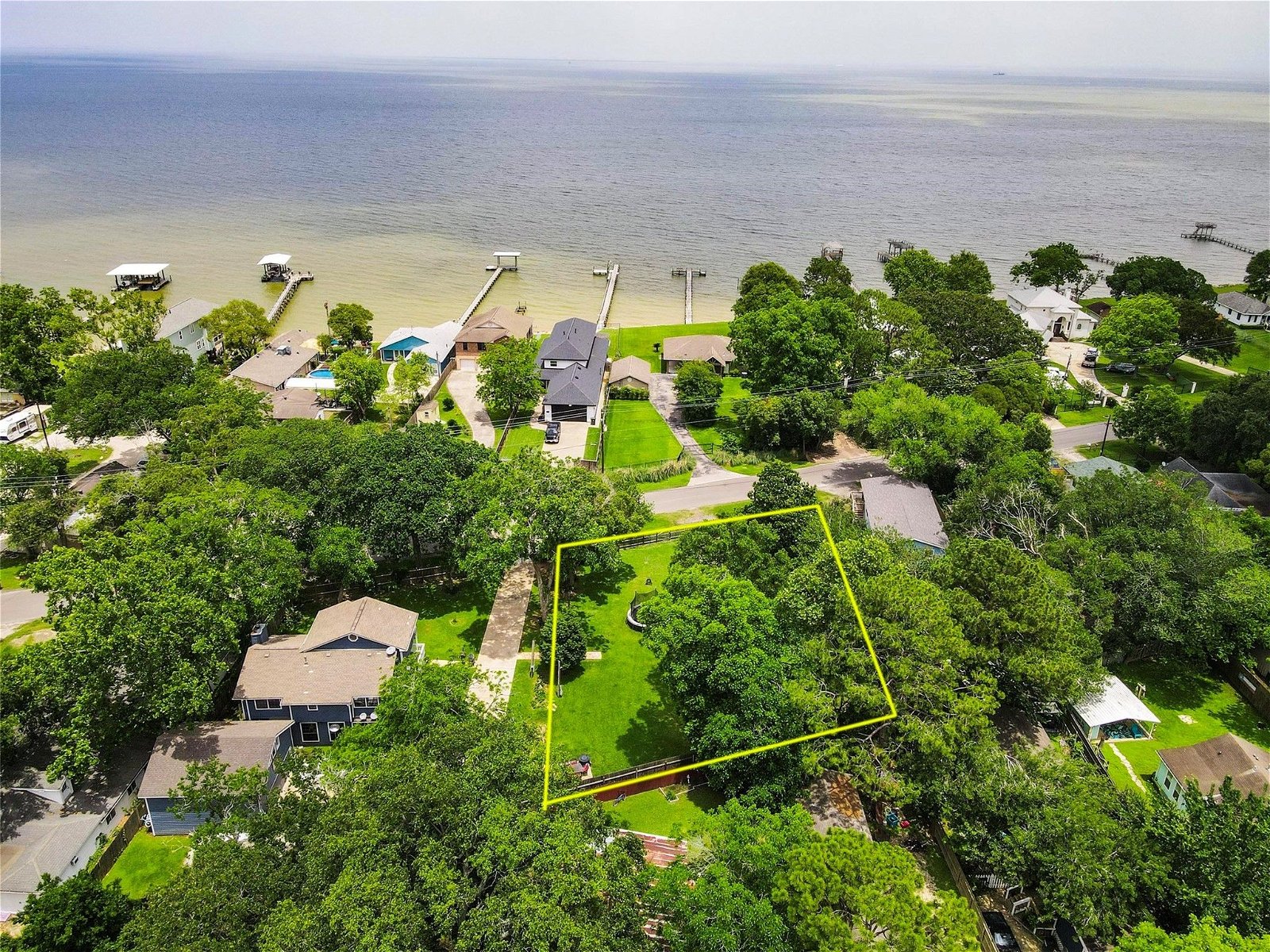 Real estate property located at 3730 Bayshore, Galveston, Reppert, Bacliff, TX, US
