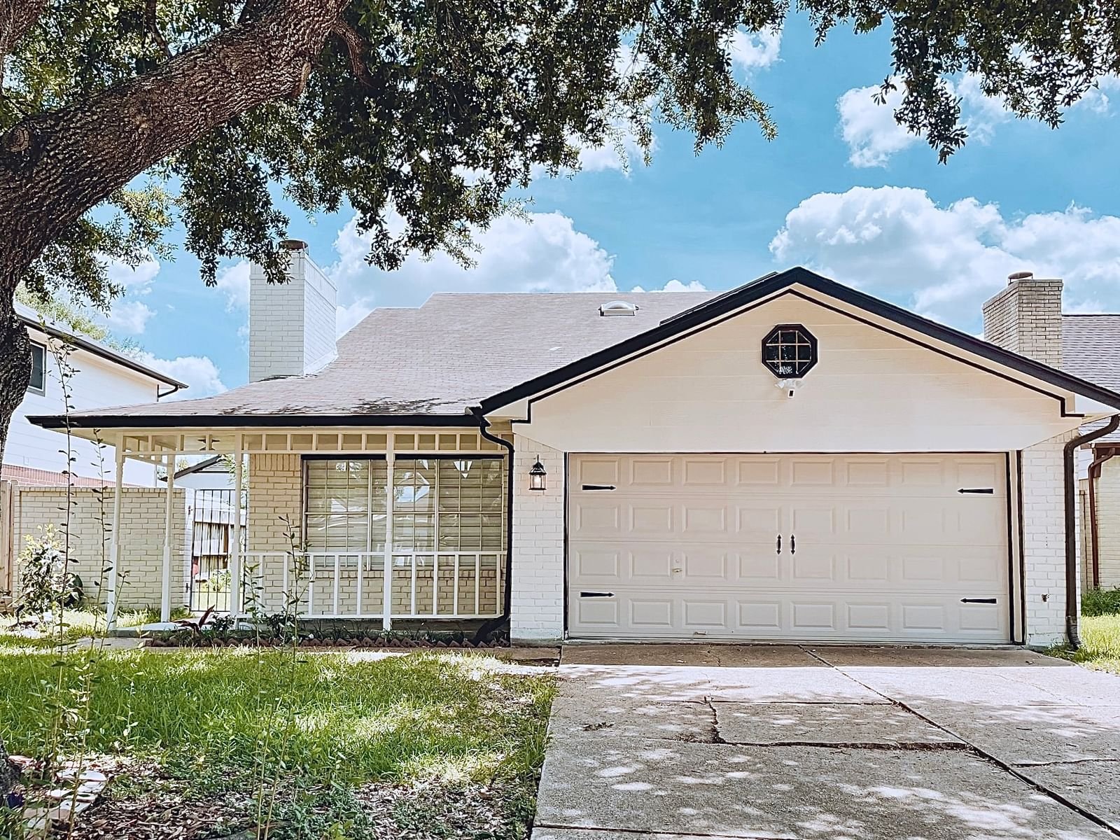 Real estate property located at 13827 Beech Hollow, Harris, Westhollow Village Sec 01 Correcti, Houston, TX, US