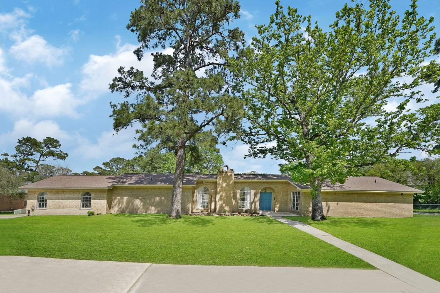 Real estate property located at 3506 Tompkins, Harris, Kings Bend Sec 03 R/P, Baytown, TX, US
