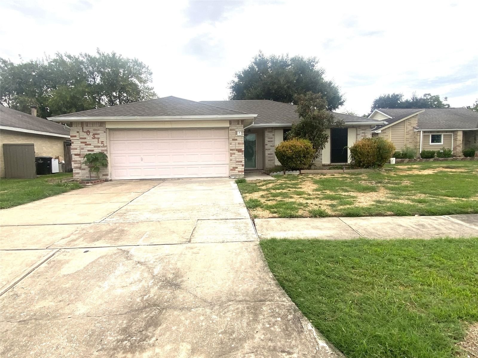 Real estate property located at 10315 Hollow Canyon, Fort Bend, Townewest Sec 4, Sugar Land, TX, US