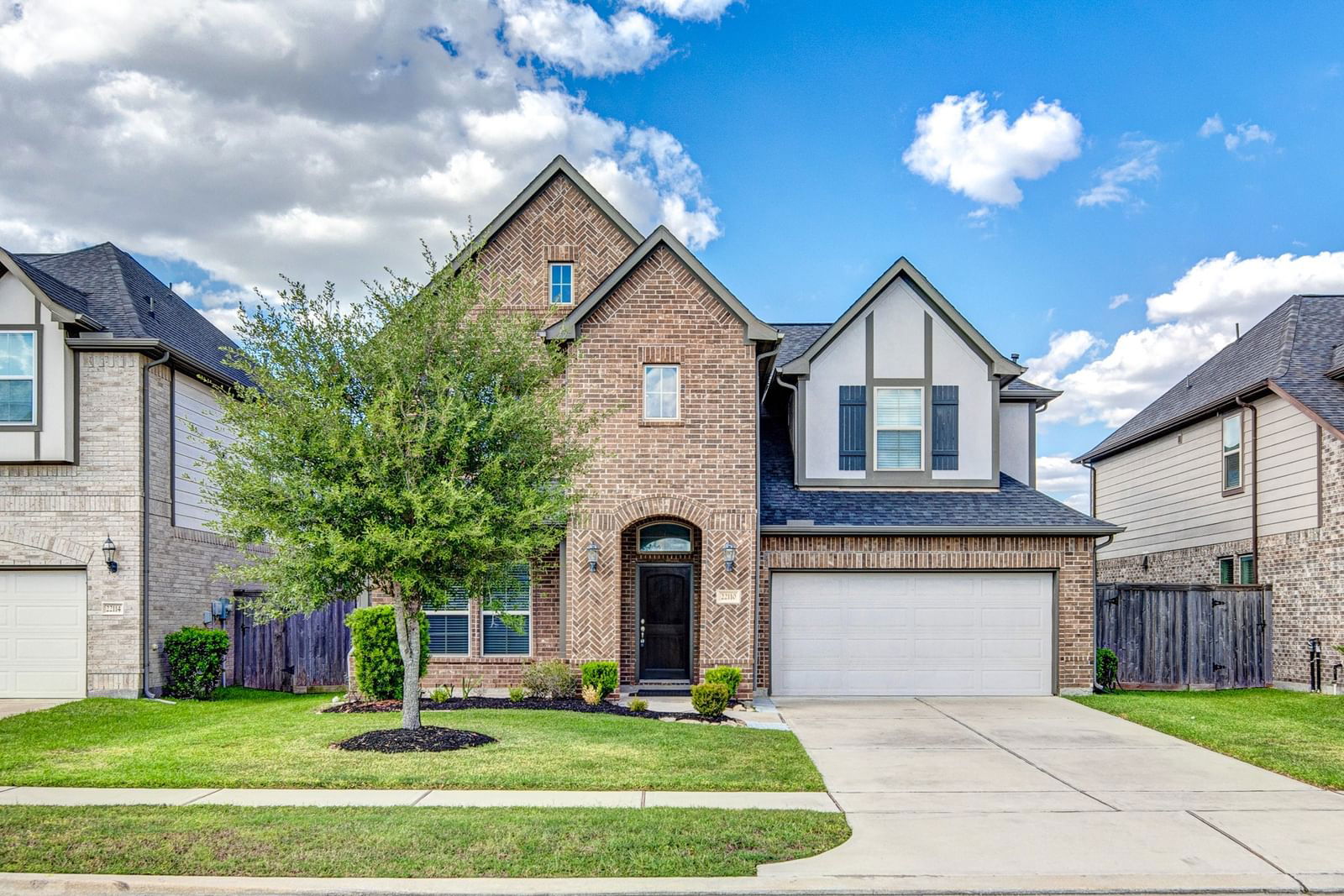 Real estate property located at 22110 Grand Mist, Fort Bend, Grand Lakes Crossing, Katy, TX, US