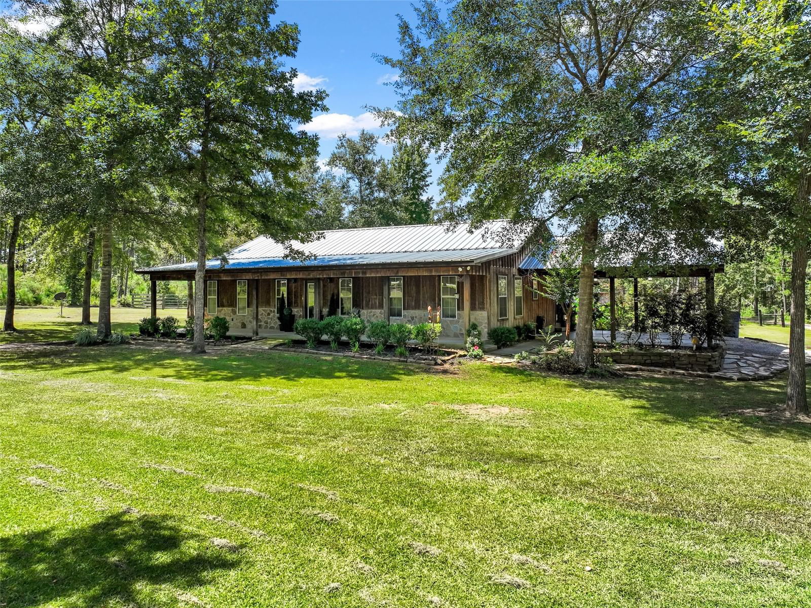 Real estate property located at 6141 US Highway 287, Tyler, na, Woodville, TX, US