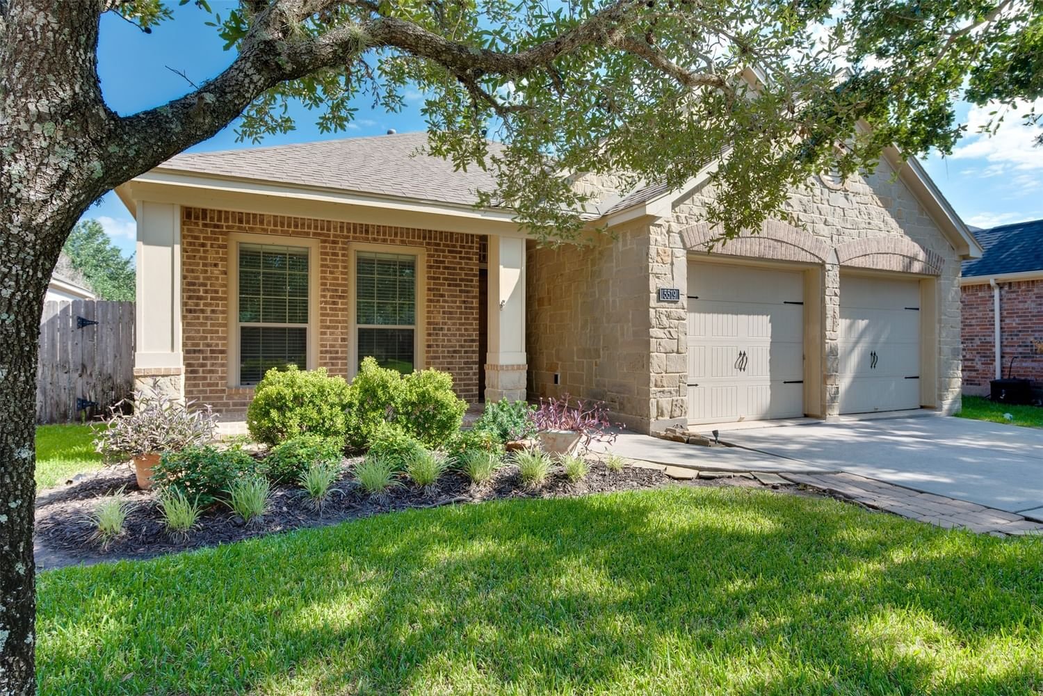 Real estate property located at 5519 Stoneridge, Fort Bend, Rosenberg, TX, US